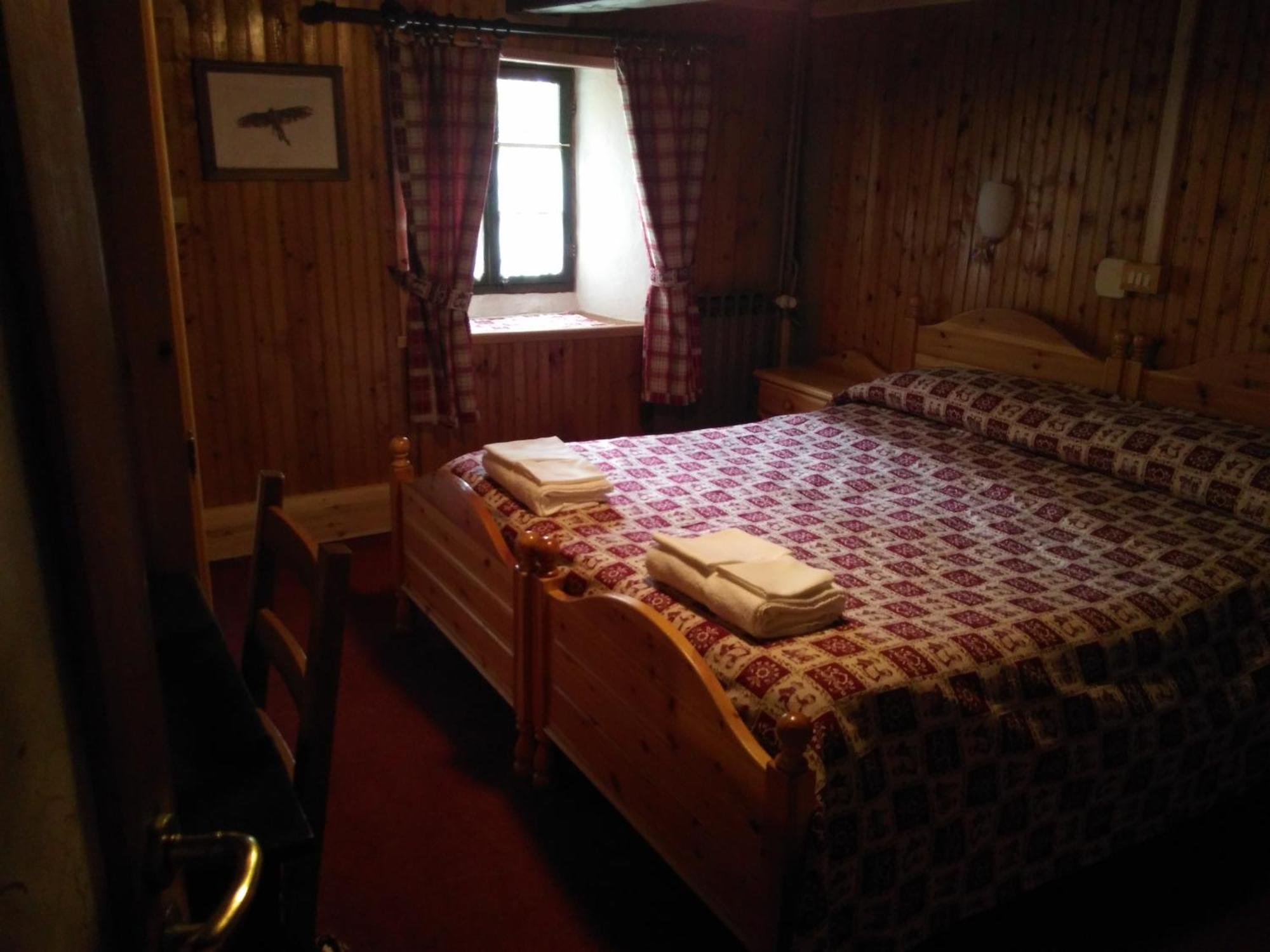 צ'רסולה ריאלה Chalet Del Lago חדר תמונה